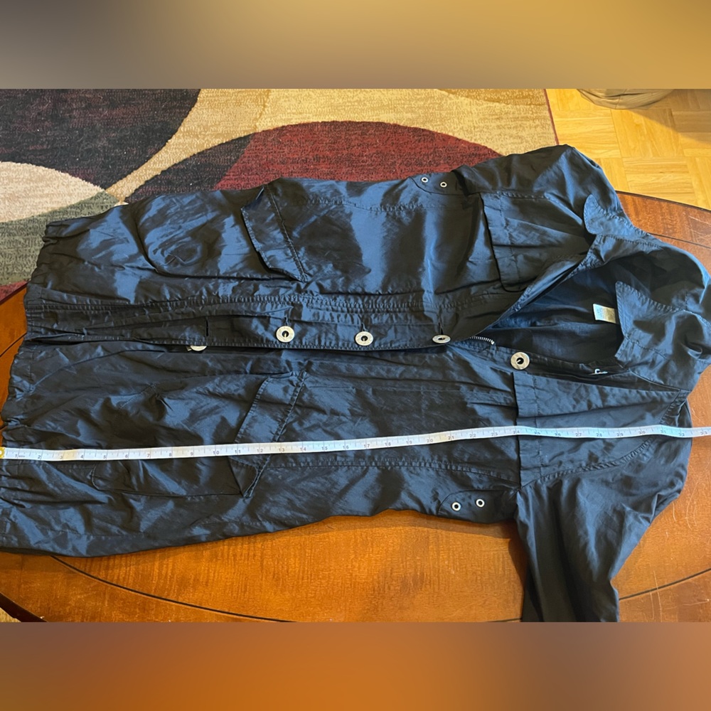 Chico’s black long raincoat/ windbreaker/ trench coat. Silver-tone buttons. Sz M - Picture 10 of 10